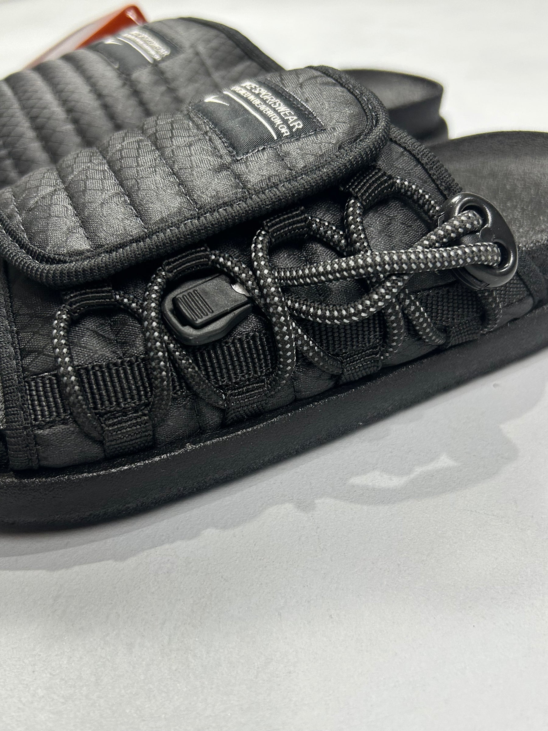 SLIDE NK ASUNA 2.0 “BLACK”