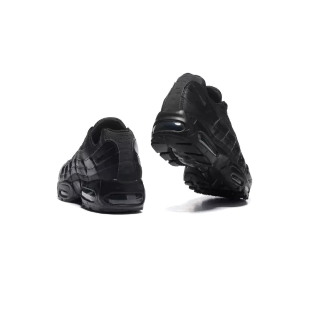 AIR MAX 95 “TRIPLE BLACK”