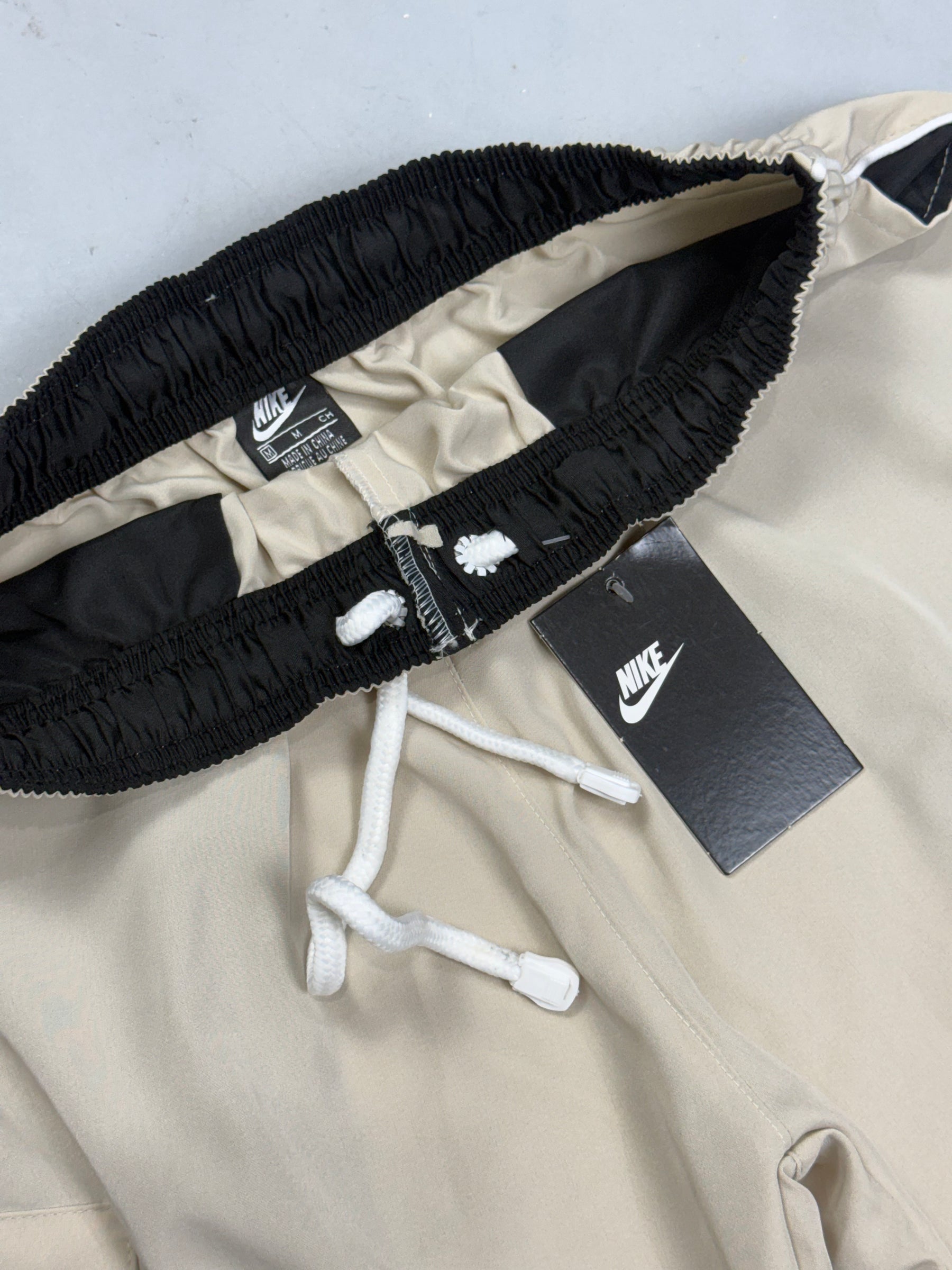 BERMUDA NK CARGO - OFF