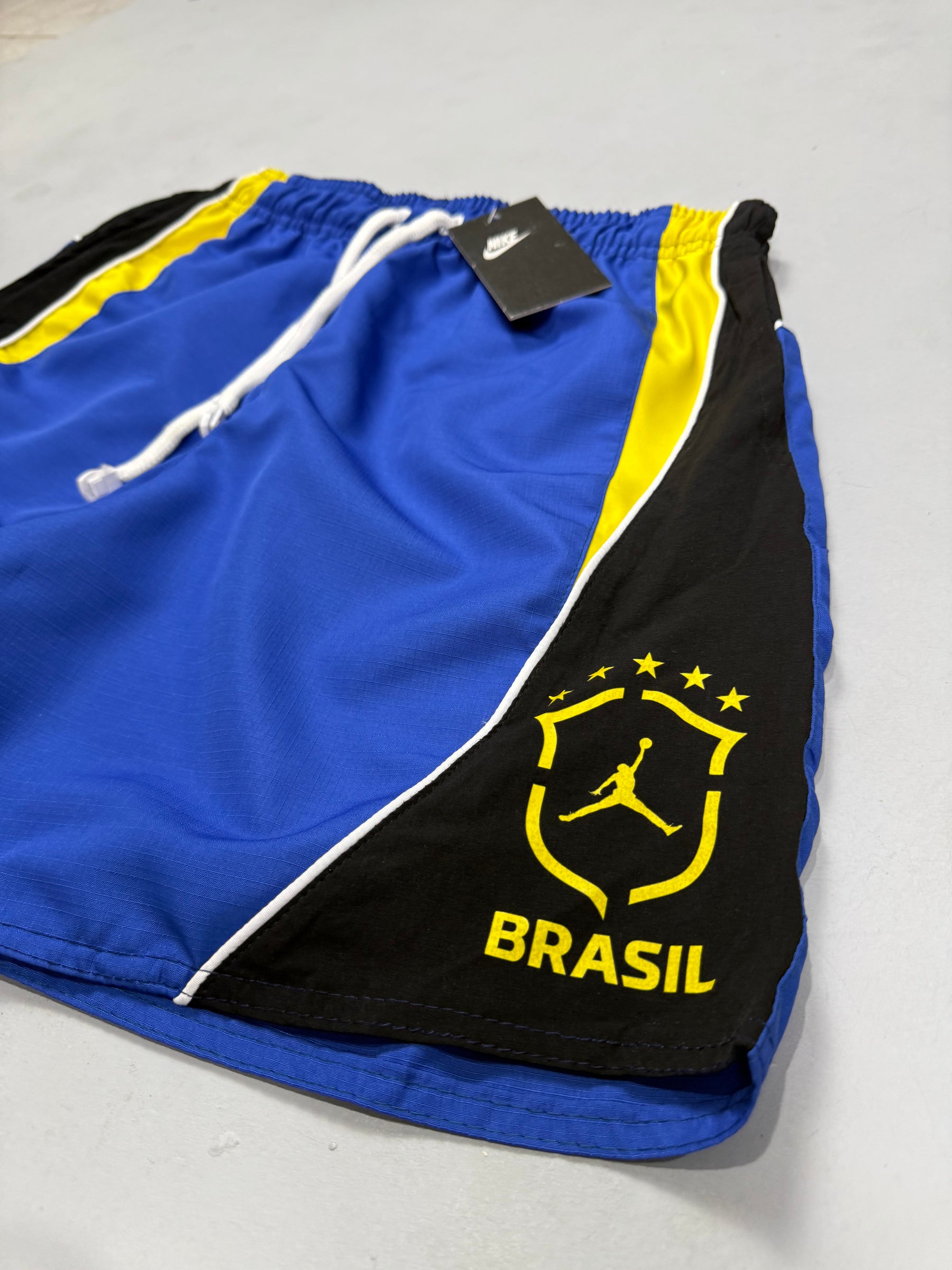 BERMUDA SELEÇÃO BRASILEIRA - COLOR’S LETREIRO