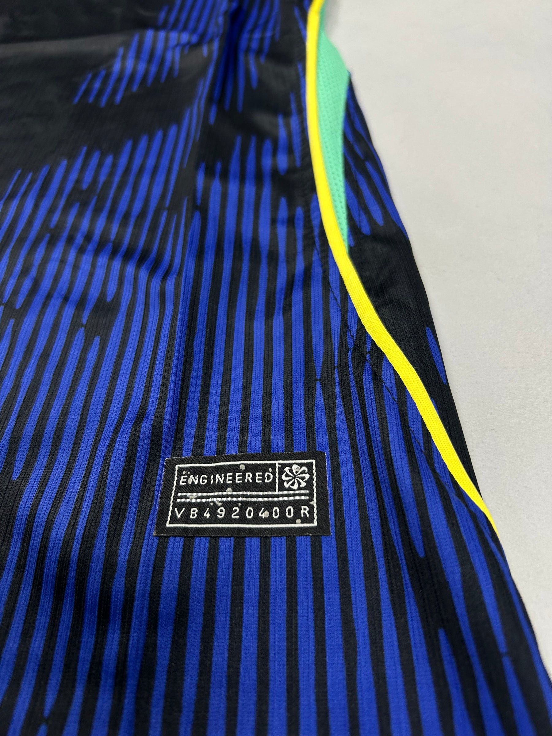 CAMISETA FEMININA SELEÇÃO BR x JRDN 2026 TAILANDESA BABYLOOK