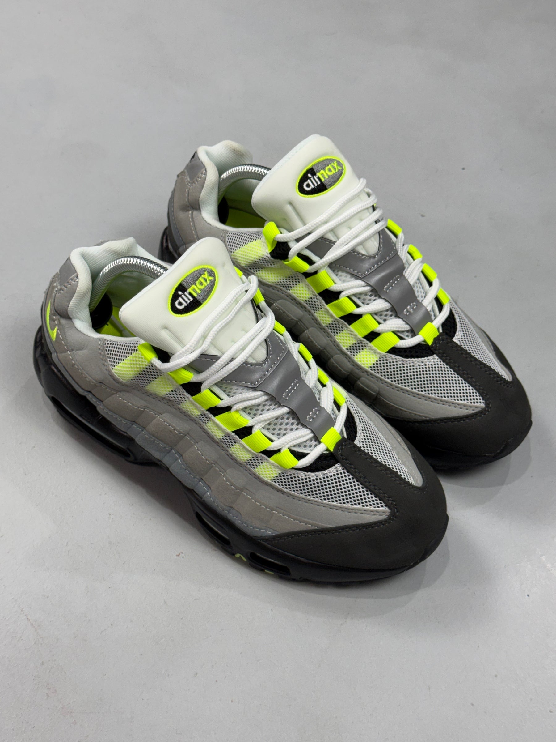 AIR MAX 95 “NEON”