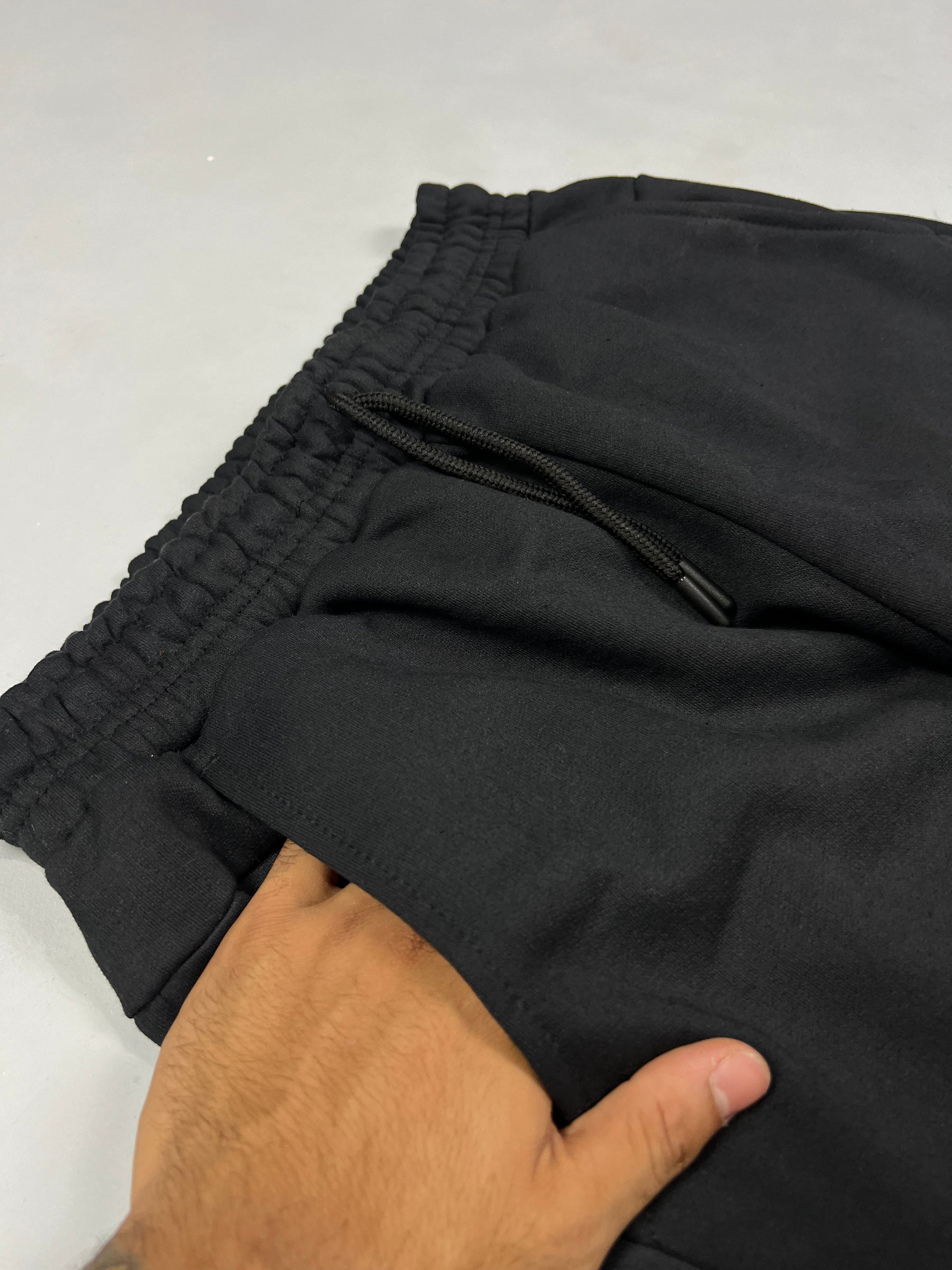 CONJUNTO TECH FLEECE - BLACK