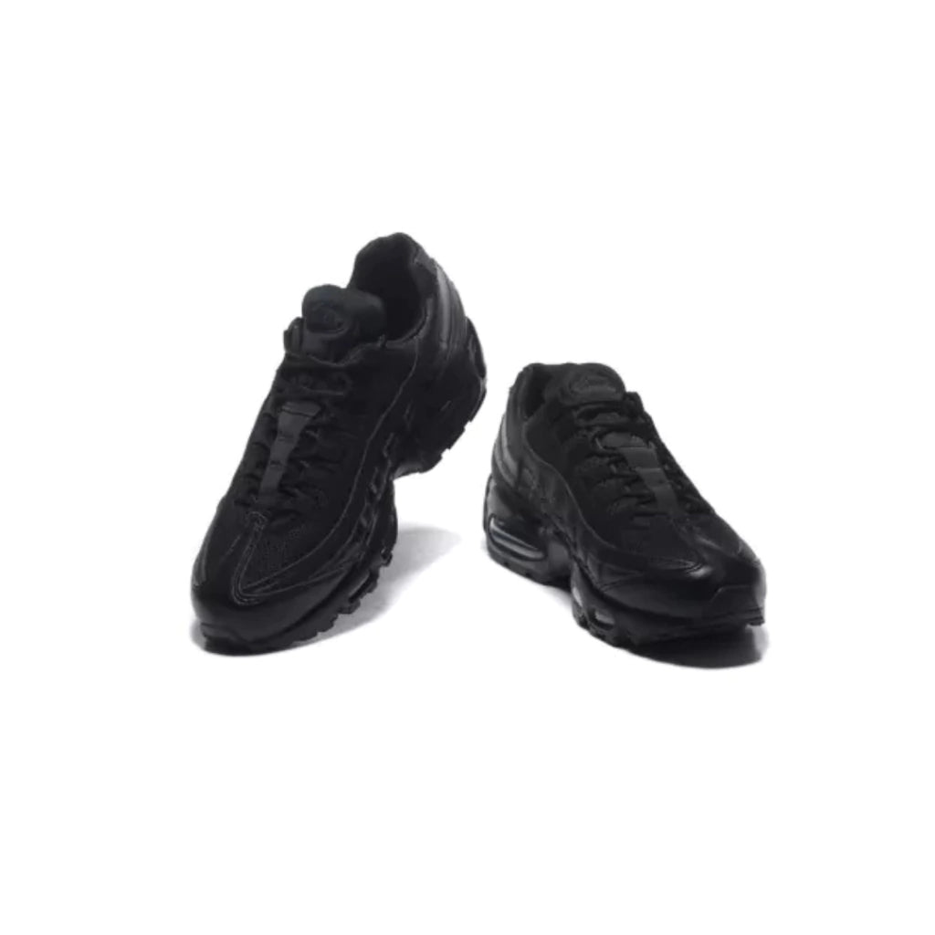 AIR MAX 95 “TRIPLE BLACK”