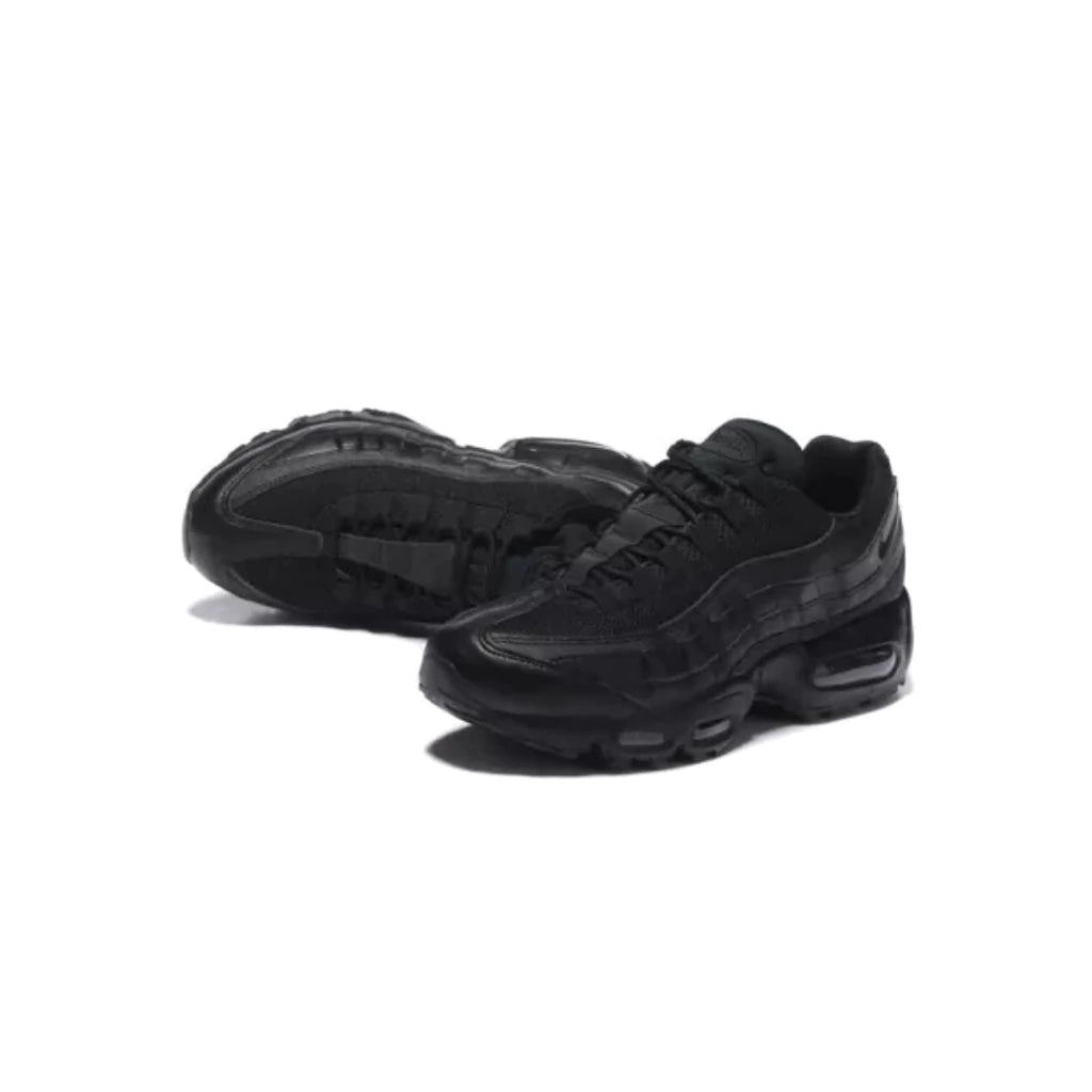 AIR MAX 95 “TRIPLE BLACK”