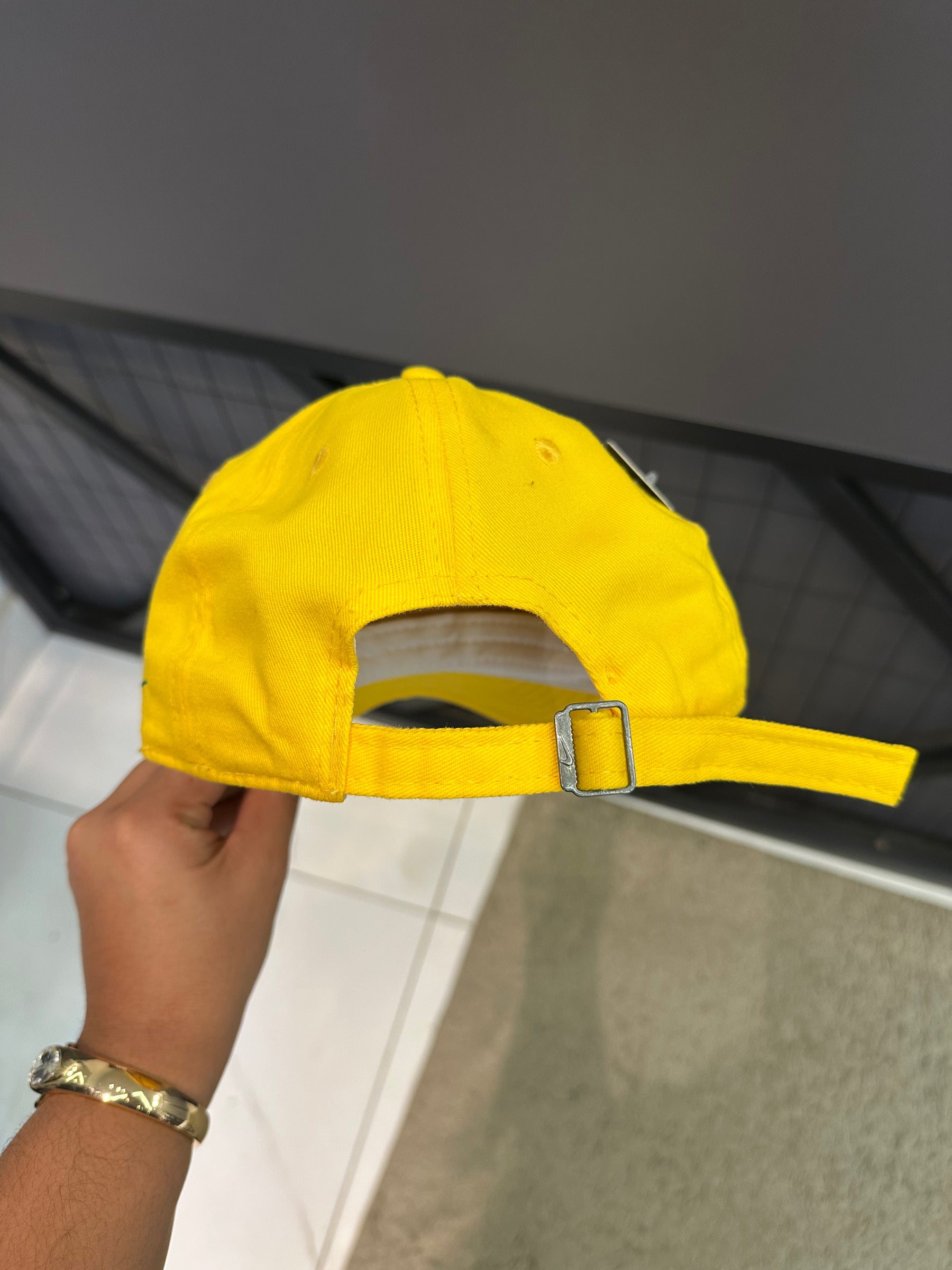 BONÉ DA SELEÇÃO- AMARELO