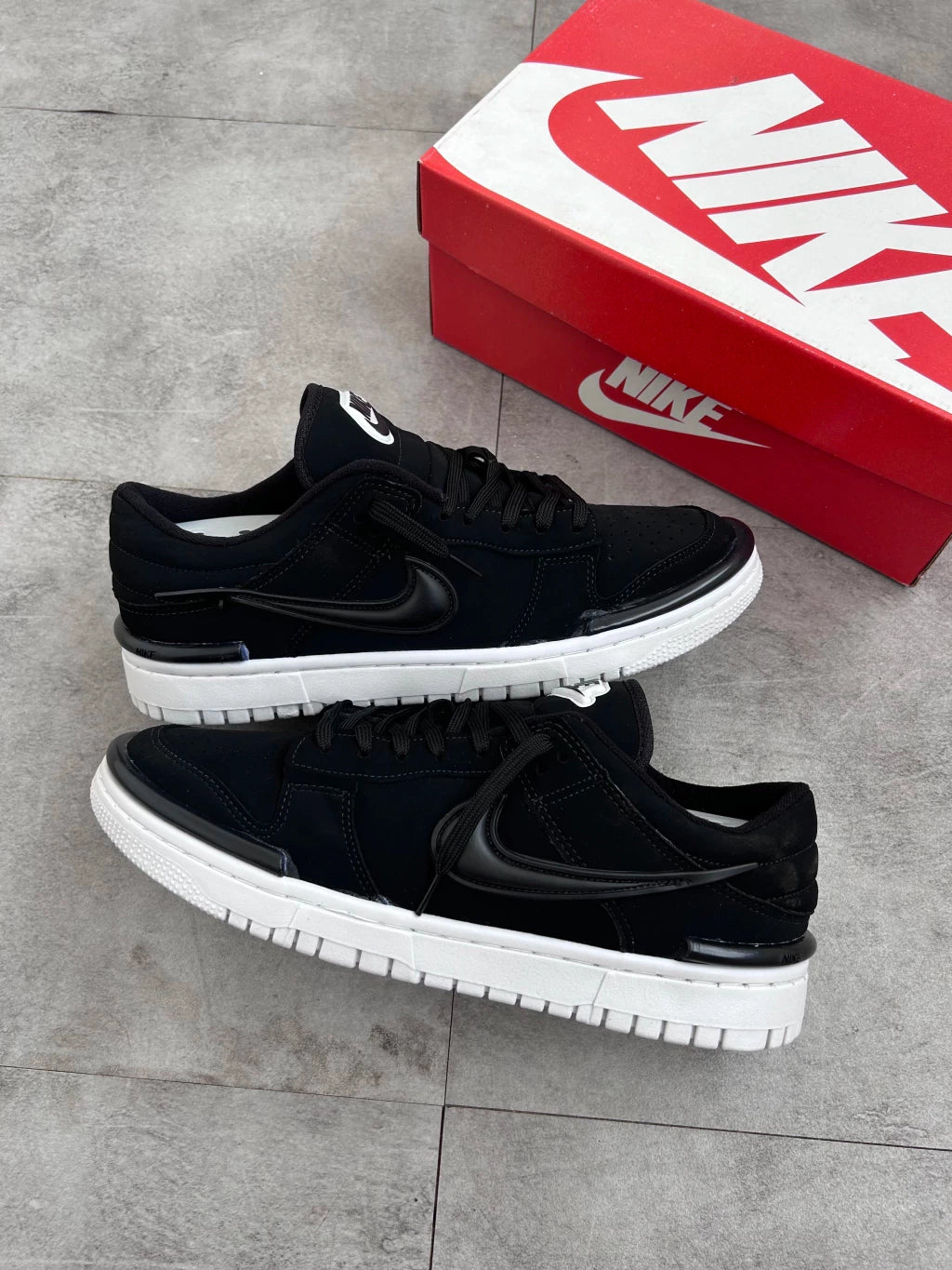 DUNK TWIST “BLACK WHITE”