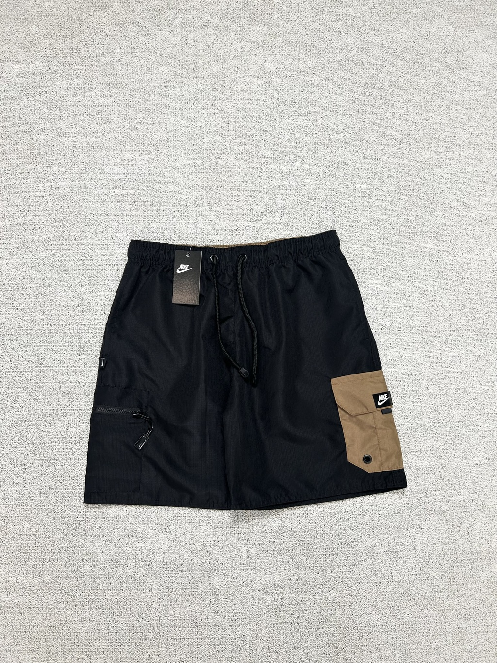 BERMUDA NK CARGO PRETO/BEGE