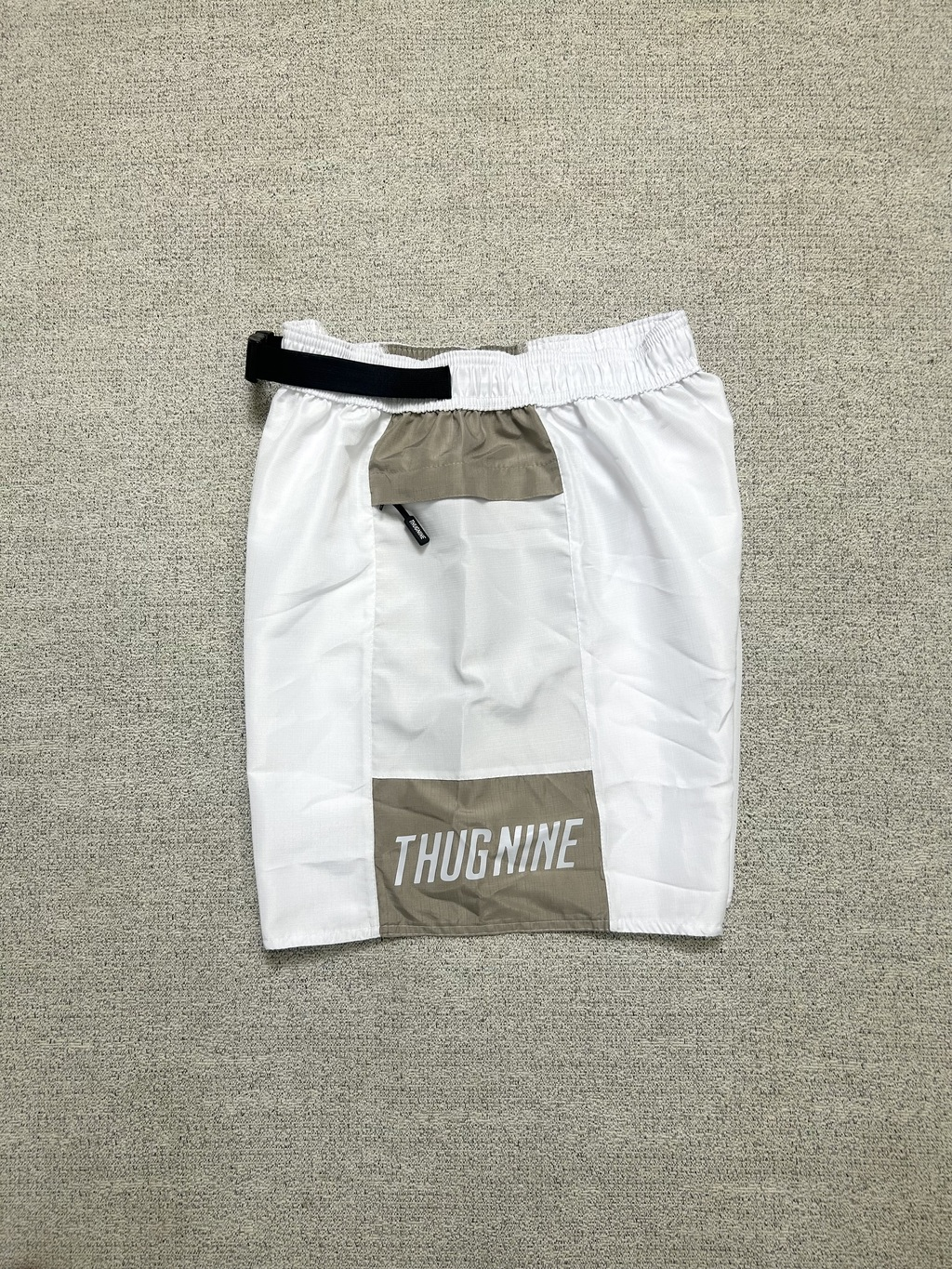 BERMUDA THUG9 WHITE BEGE
