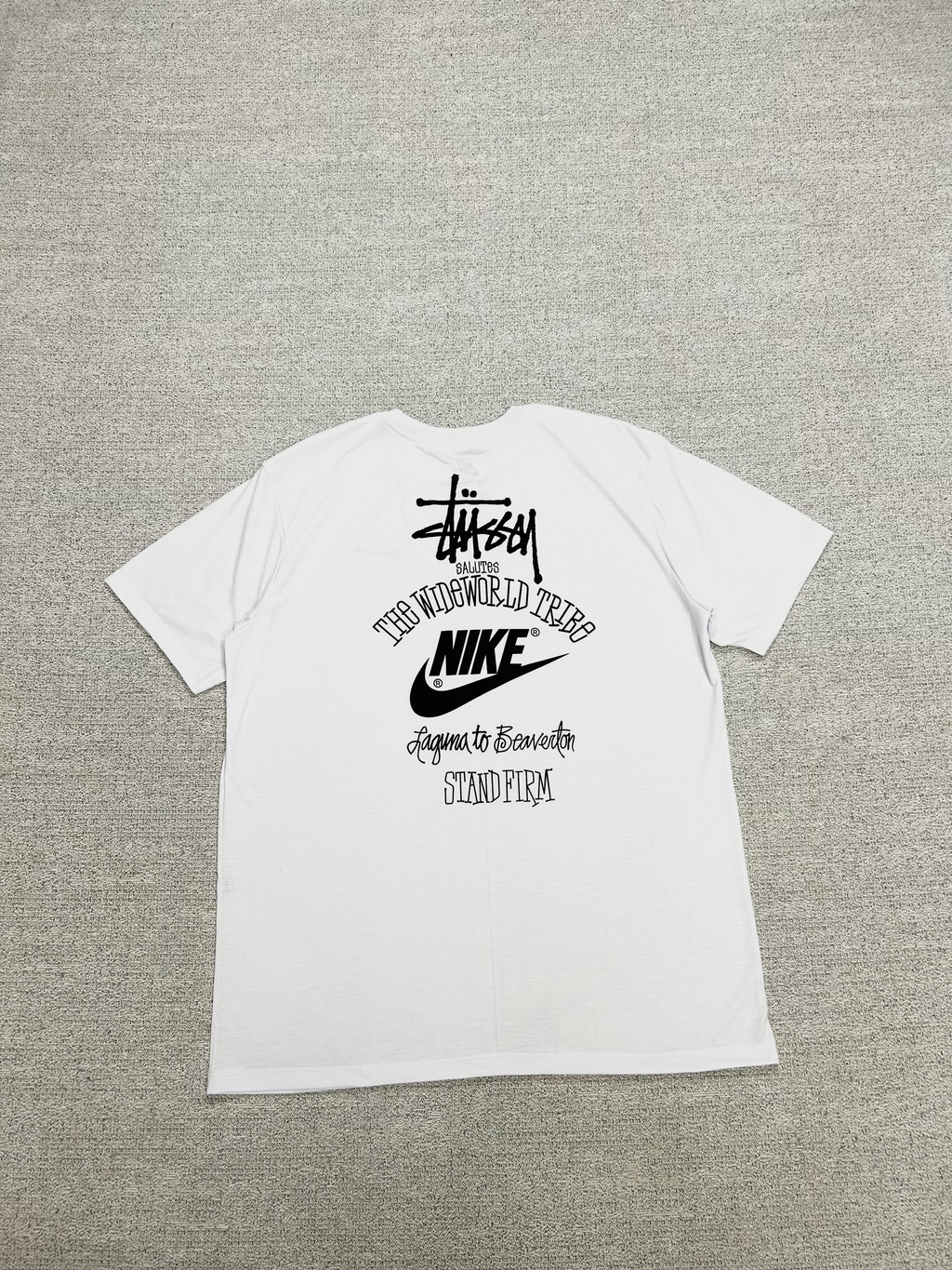 CAMISETA NK x STUSSY