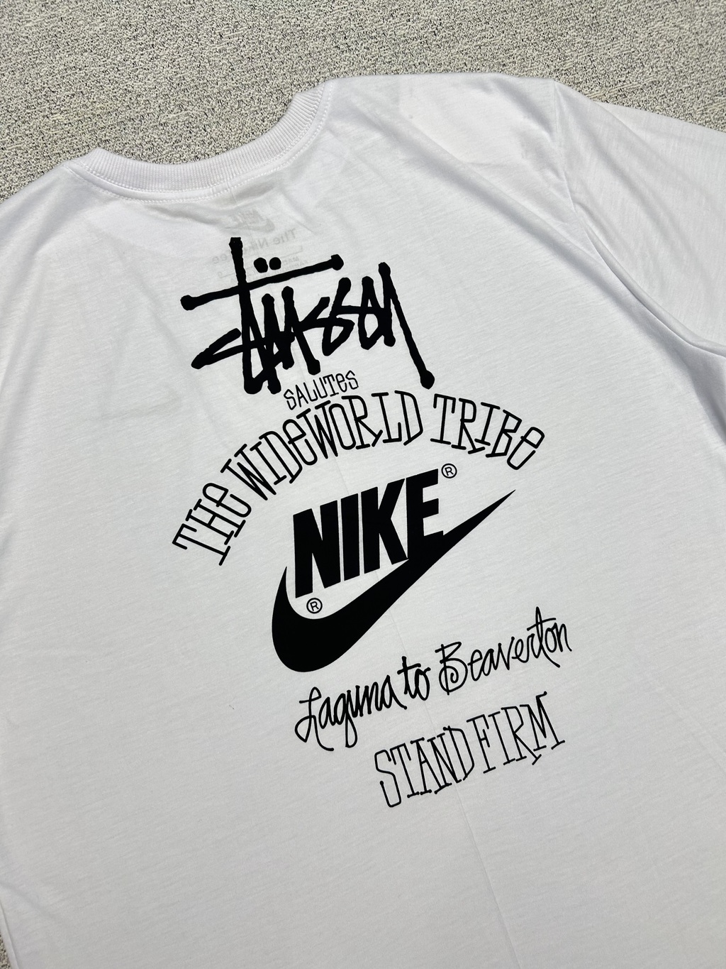 CAMISETA NK x STUSSY