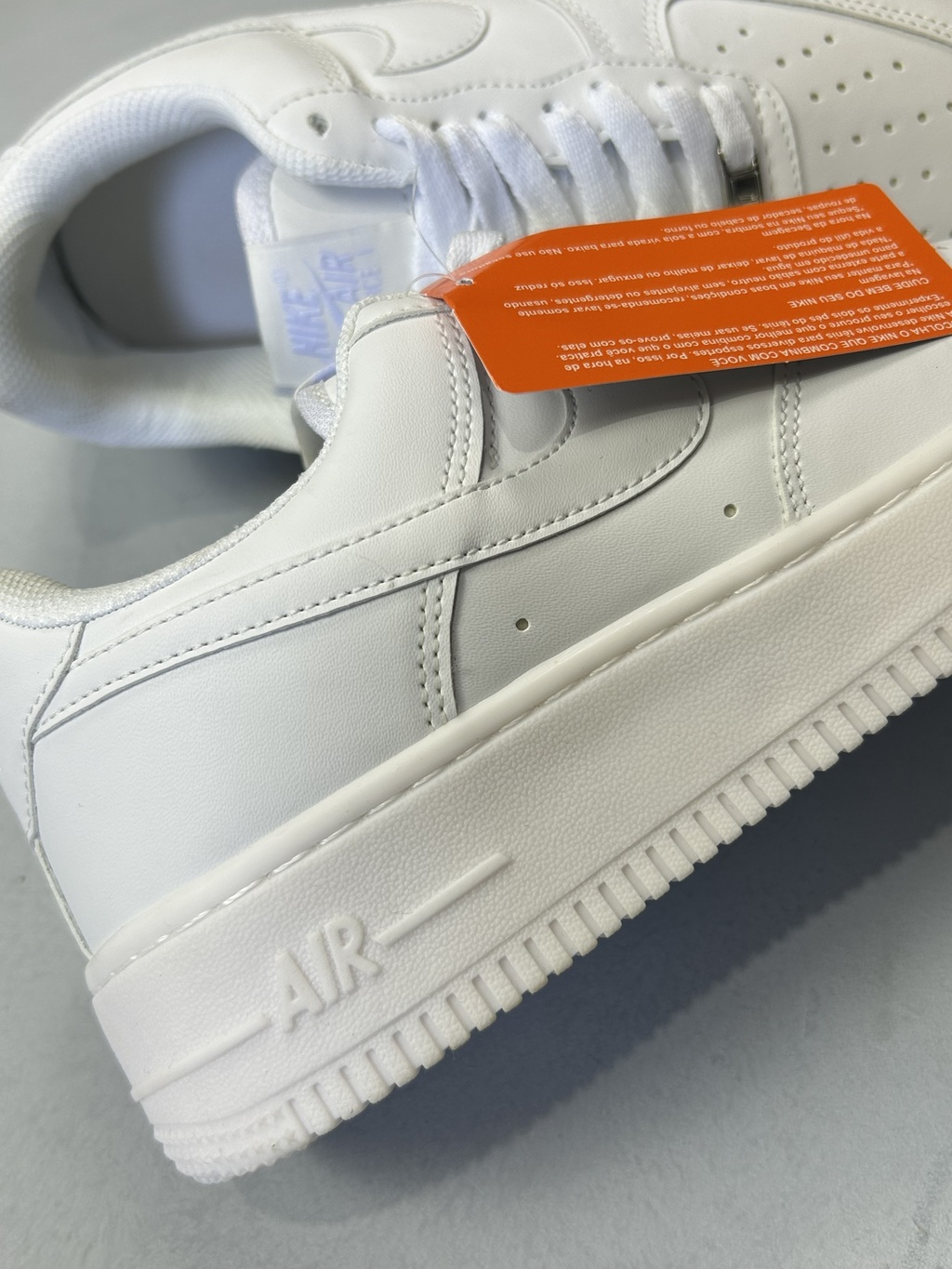 AIR FORCE F1 WHITE