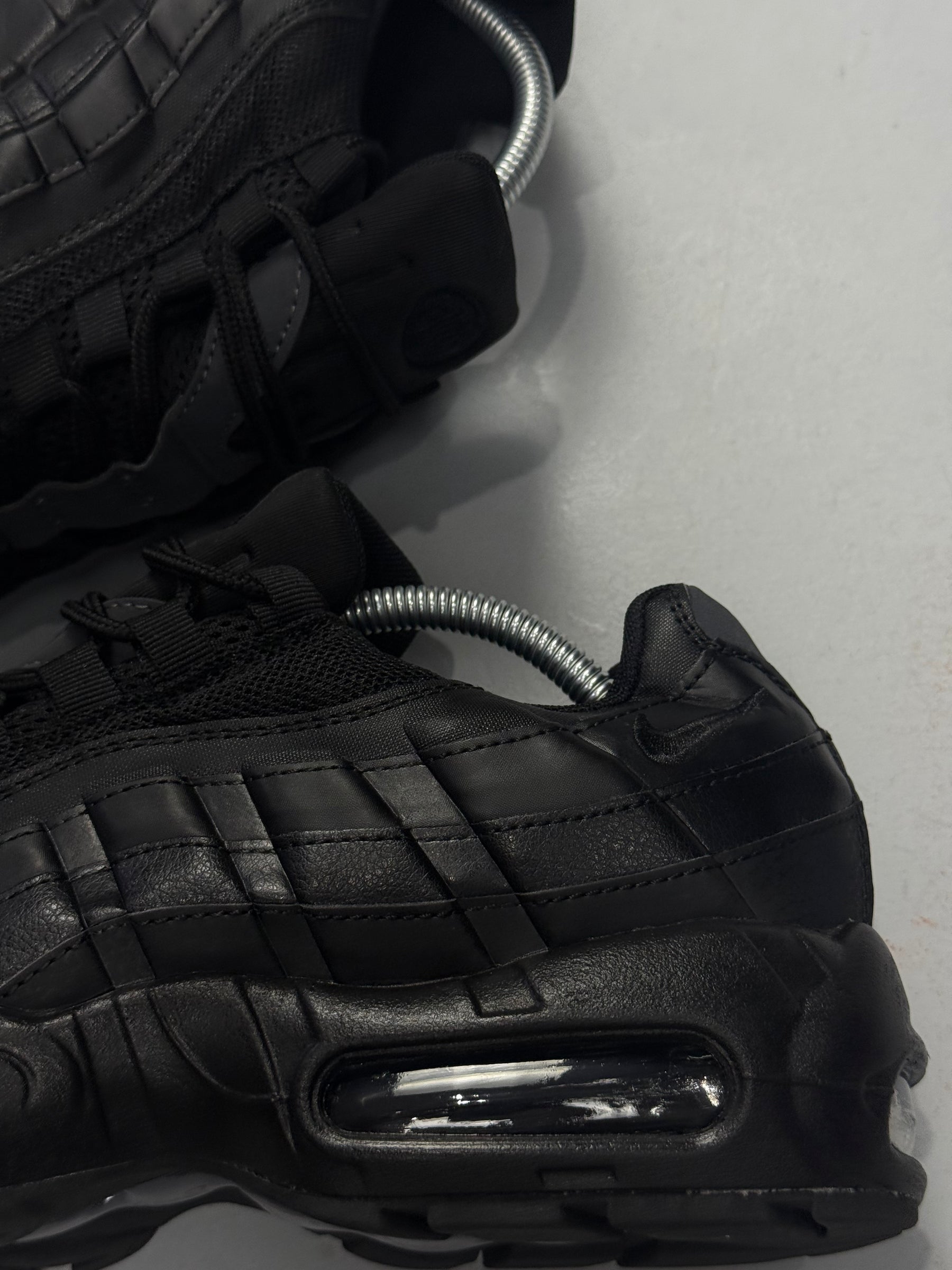 AIR MAX 95 “TRIPLE BLACK”