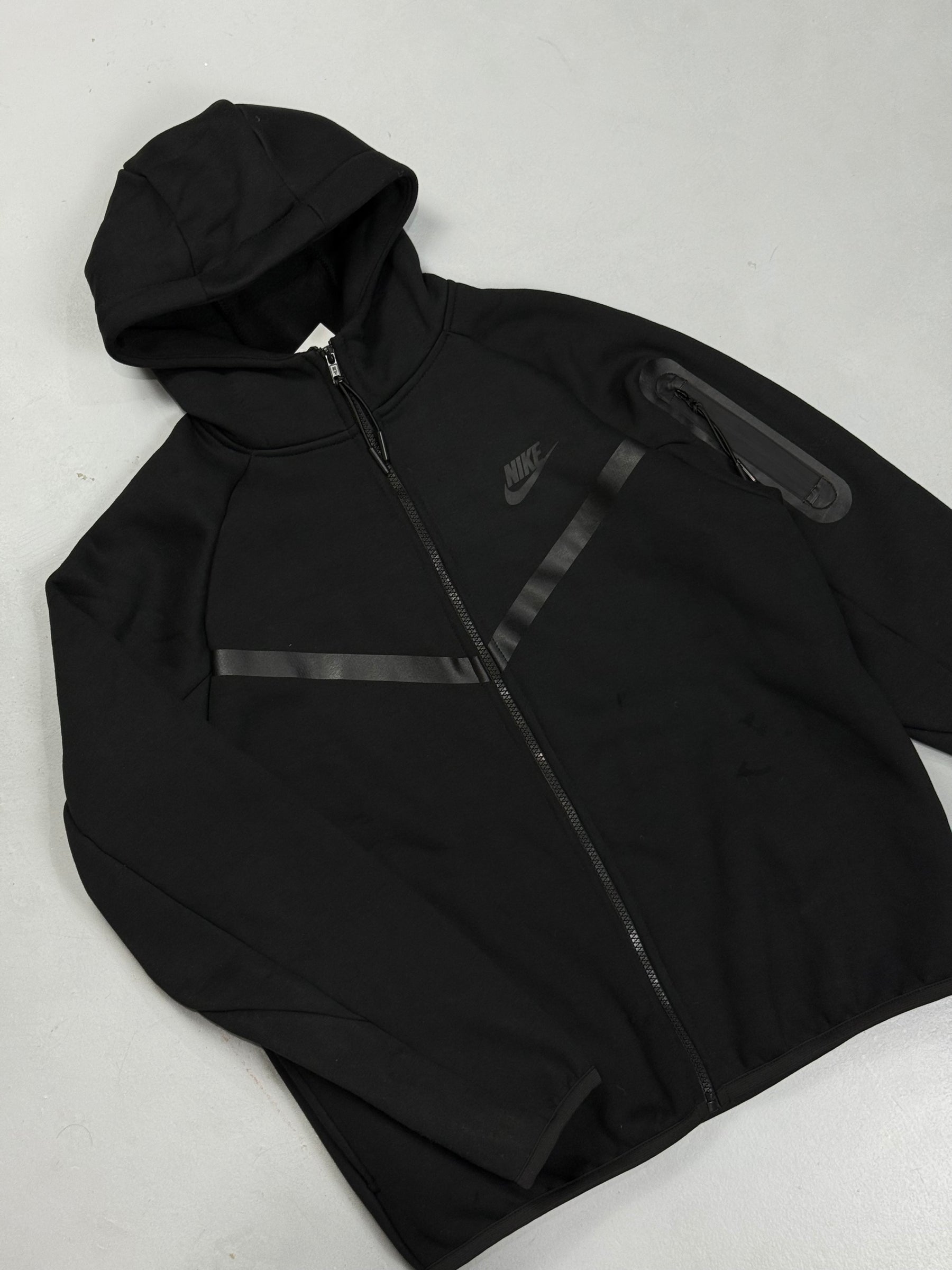 JAQUETA TECH FLEECE - BLACK