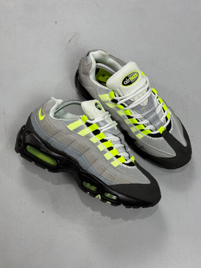 AIR MAX 95 “NEON”