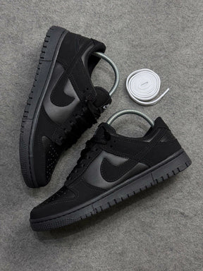 DUNK LOW - BLACK
