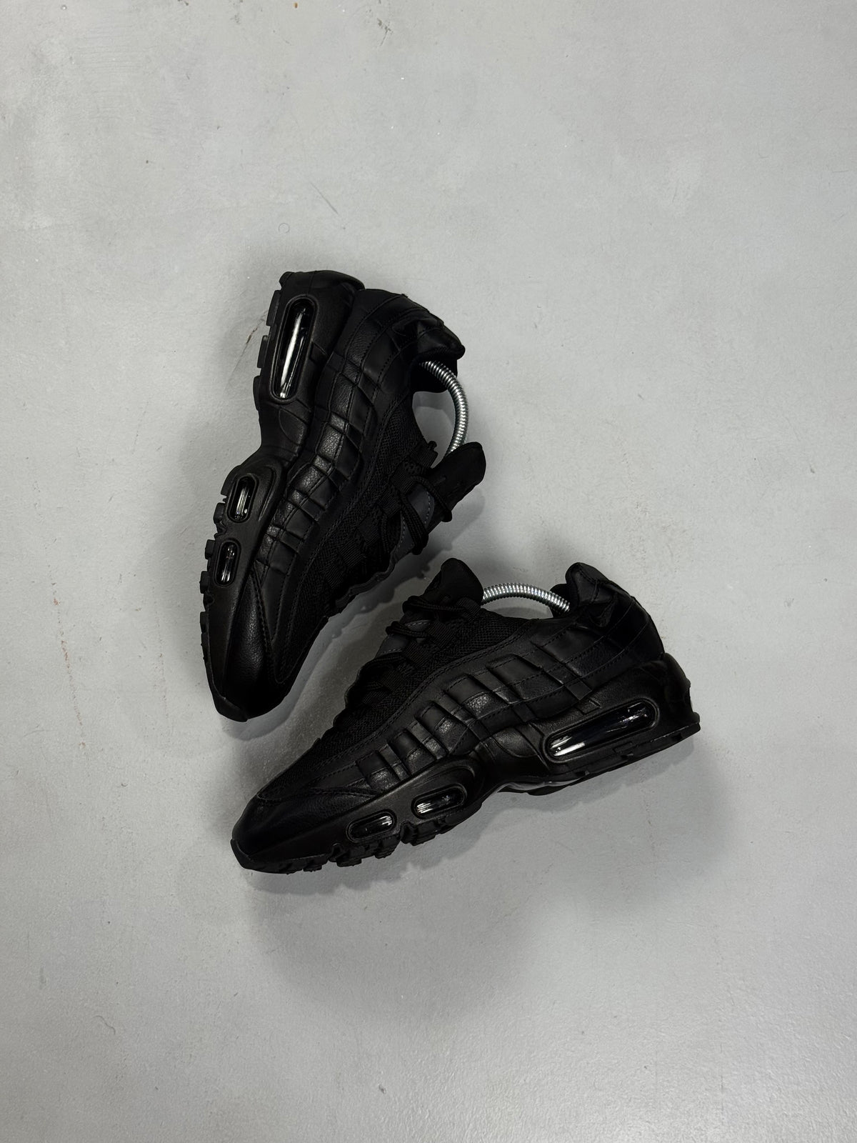 AIR MAX 95 “TRIPLE BLACK”