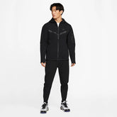 CONJUNTO TECH FLEECE - BLACK
