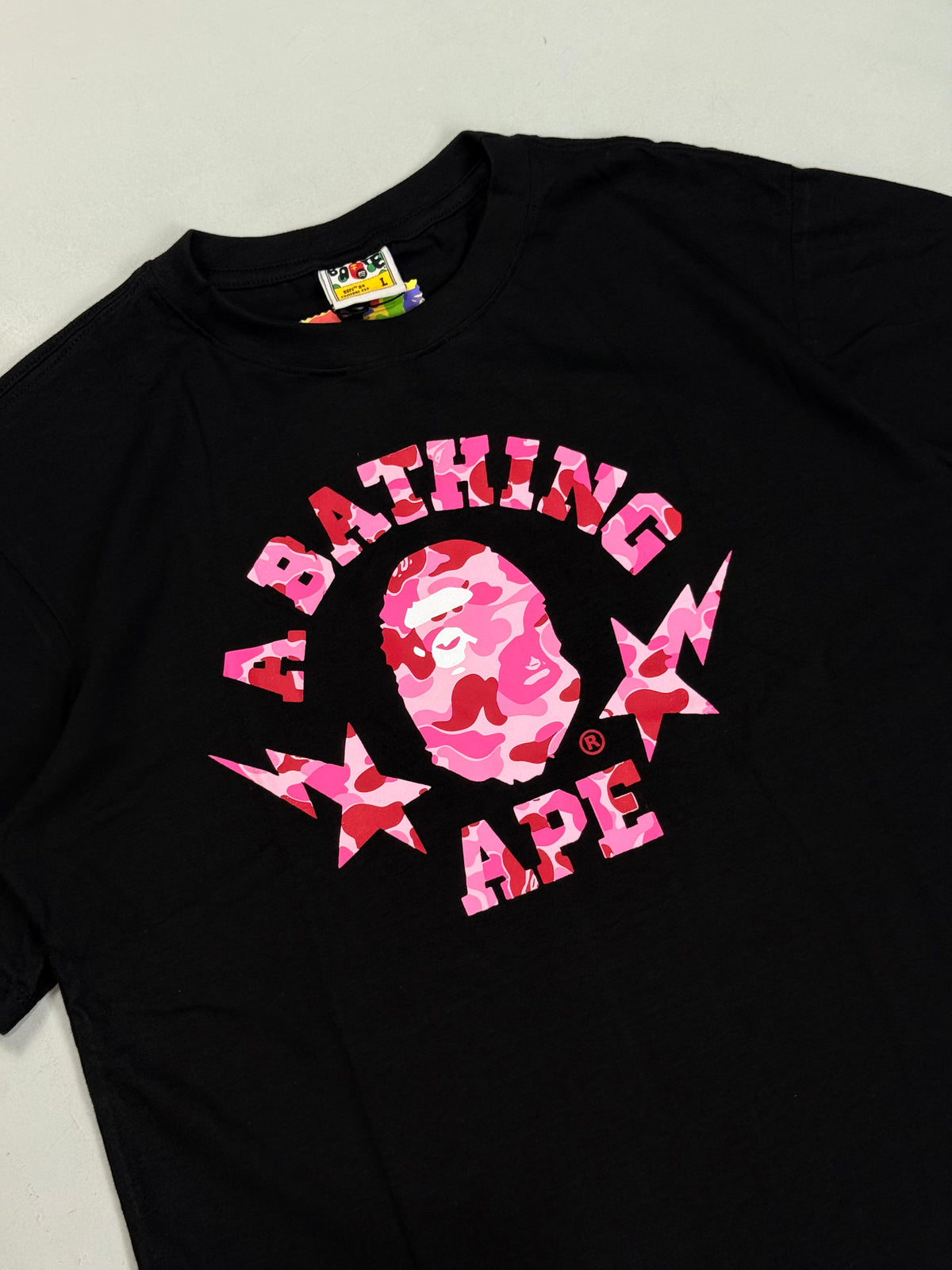 CAMISETA BAPE - BLACK PINK