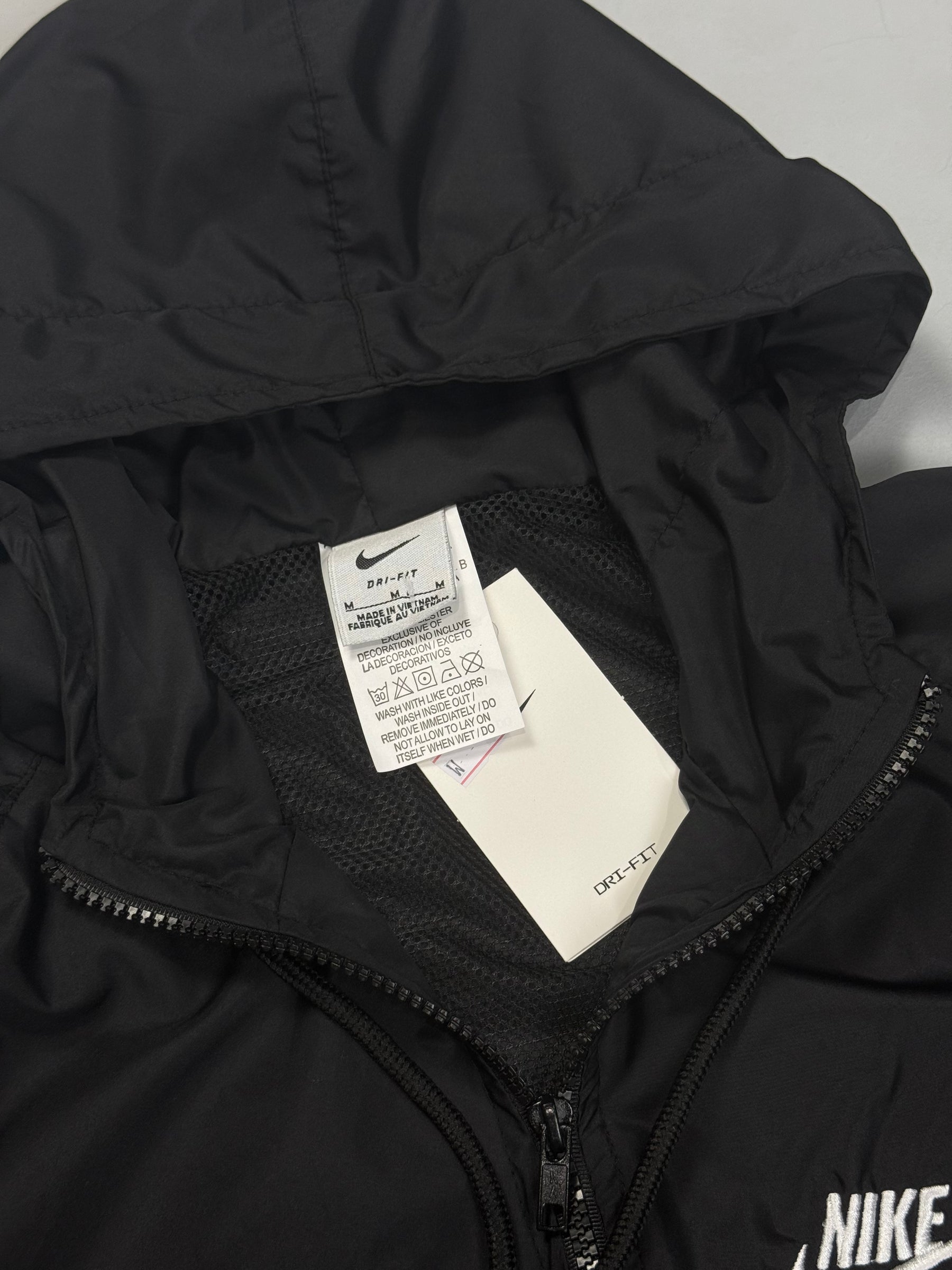 JAQUETA NK WINDRUNNER - CORTA VENTO
