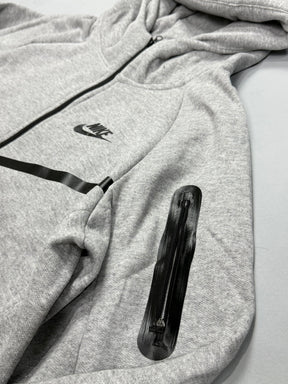 CONJUNTO NK TECH FLEECE - CINZA