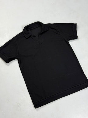 CAMISETA GOLA POLO LISA - PRETA