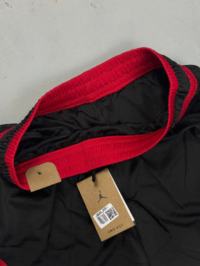 BERMUDA JRDN IMPORTADA - BLACK RED