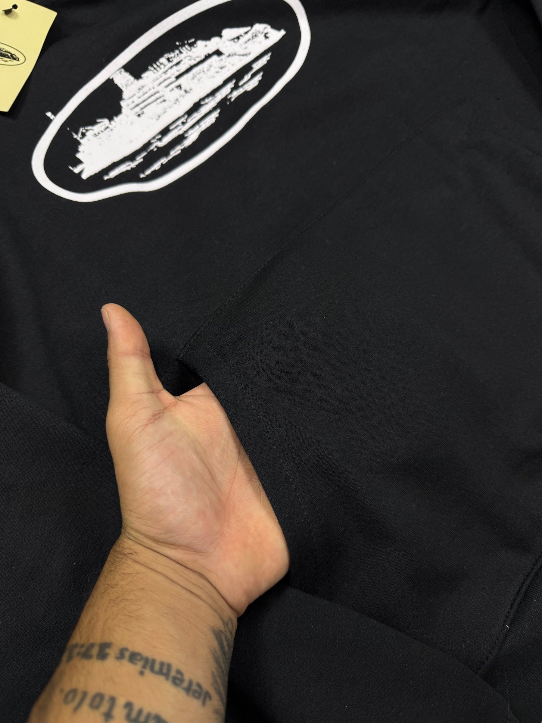 CONJUNTO MOLETOM CORTEIZ ALCATRAZ - BLACK WHITE