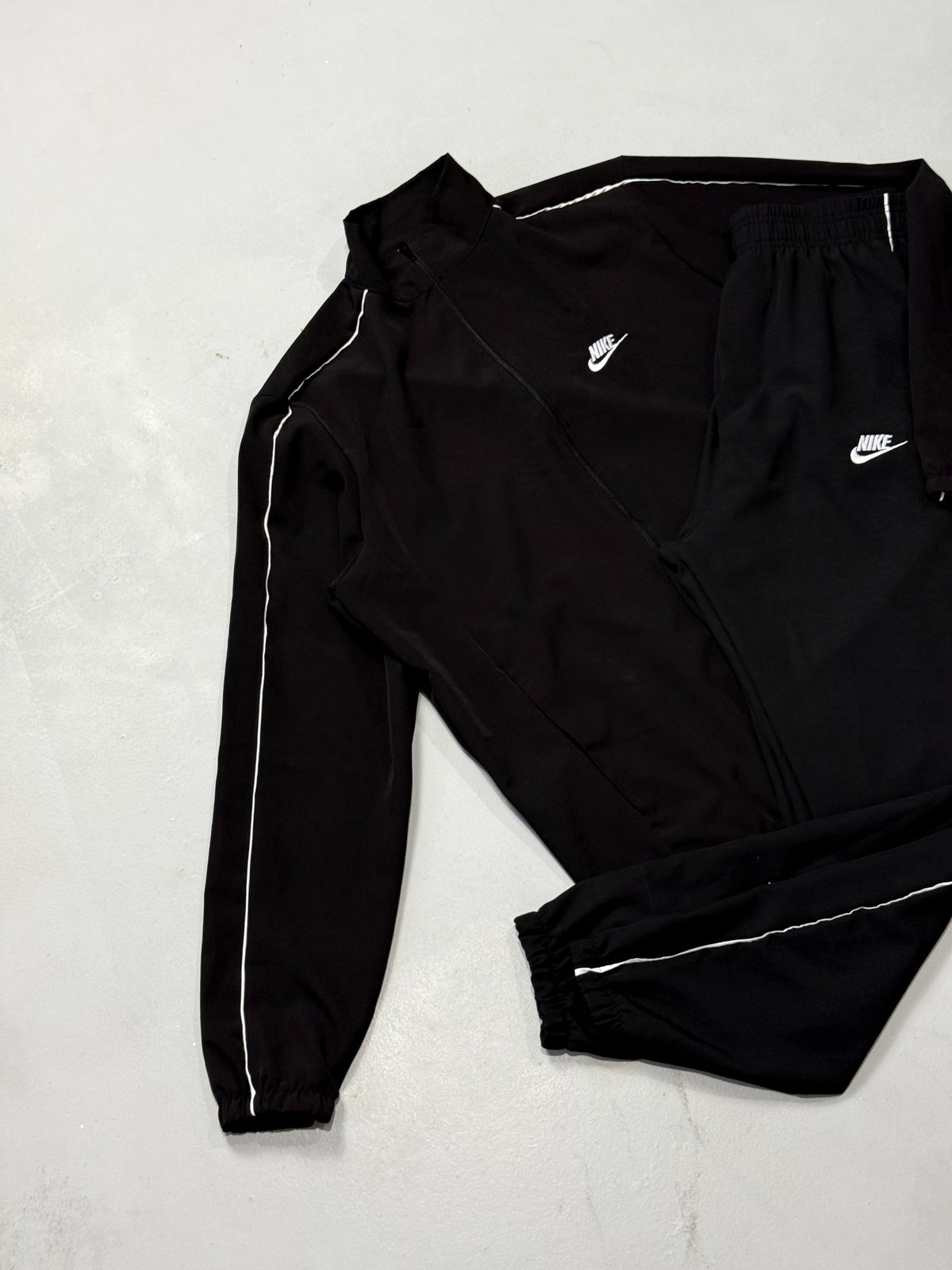 CONJ. NK TRACKSUIT
