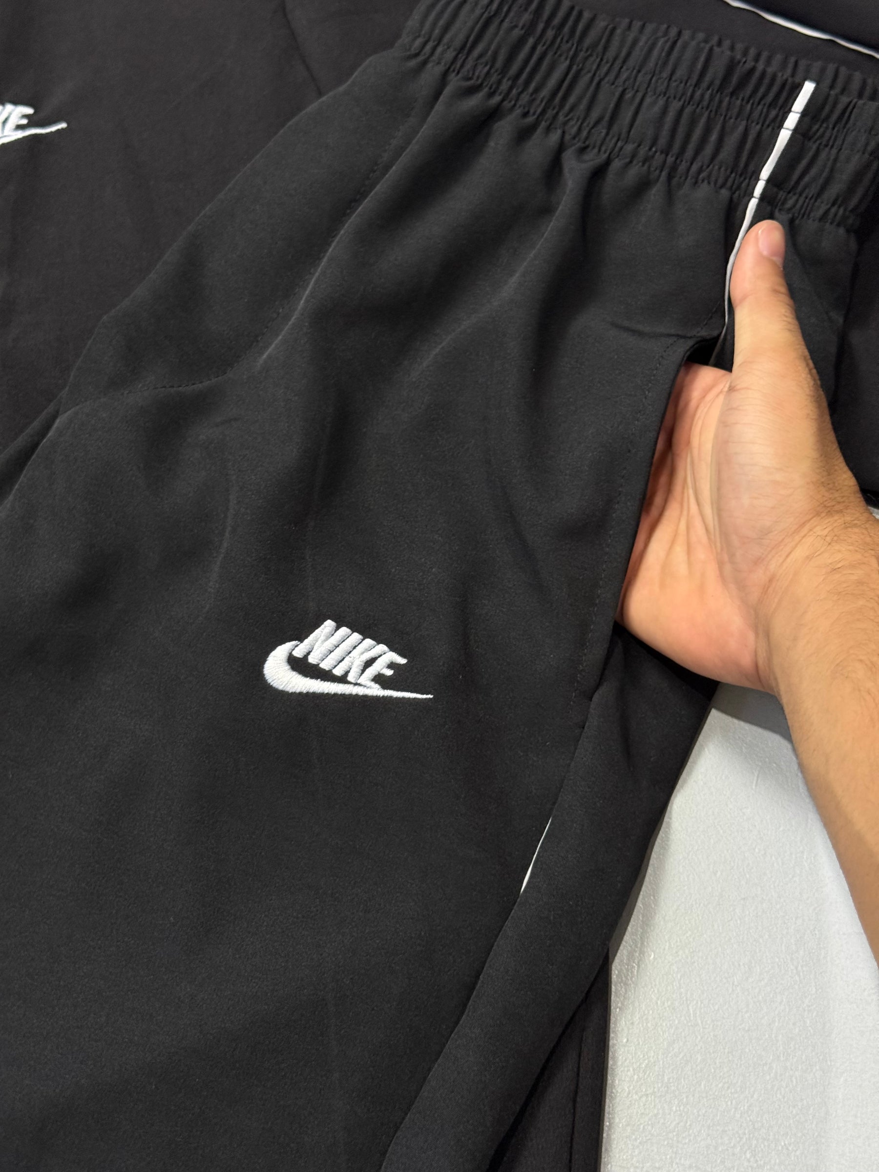 CONJ. NK TRACKSUIT