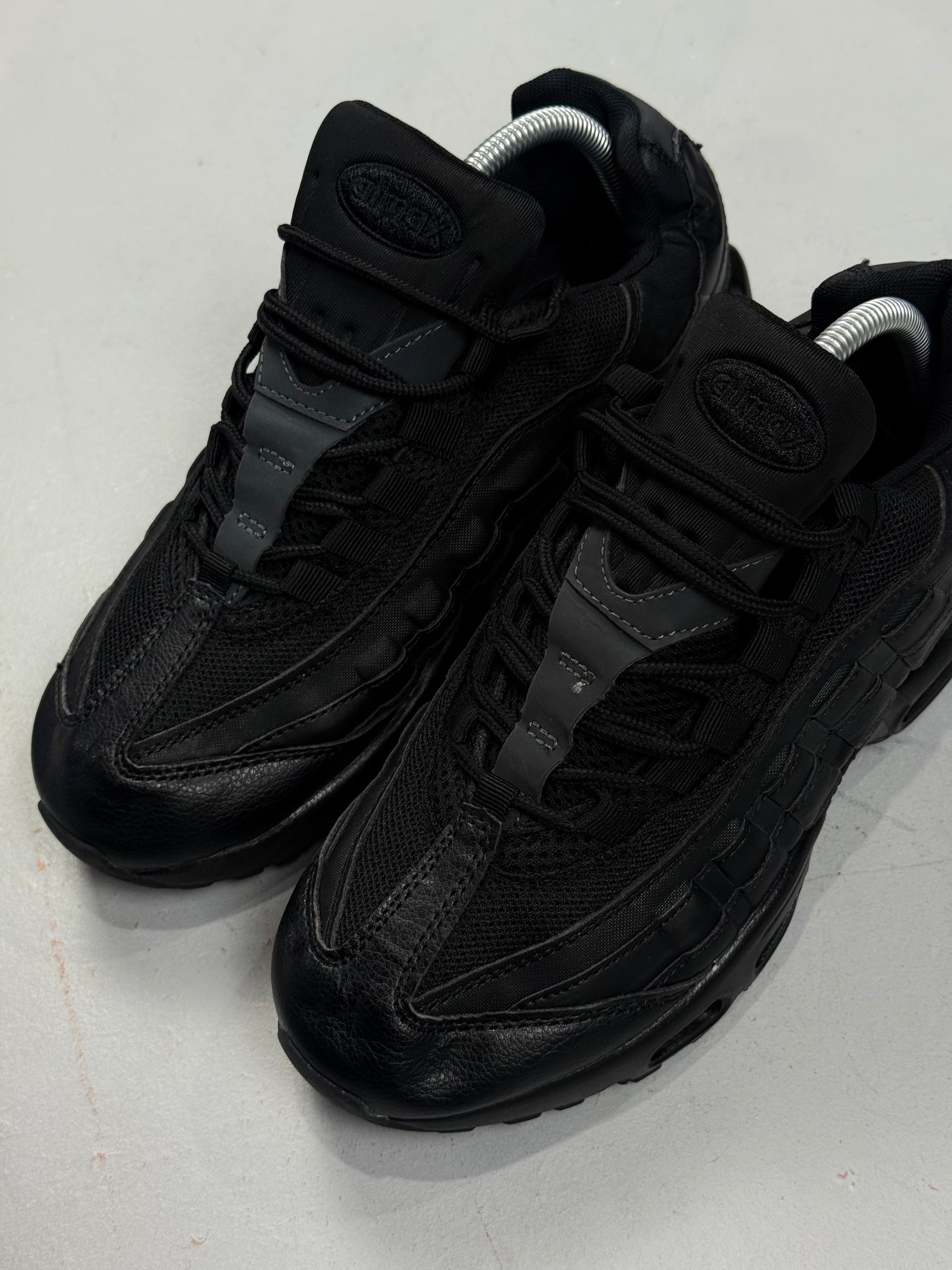 AIR MAX 95 “TRIPLE BLACK”