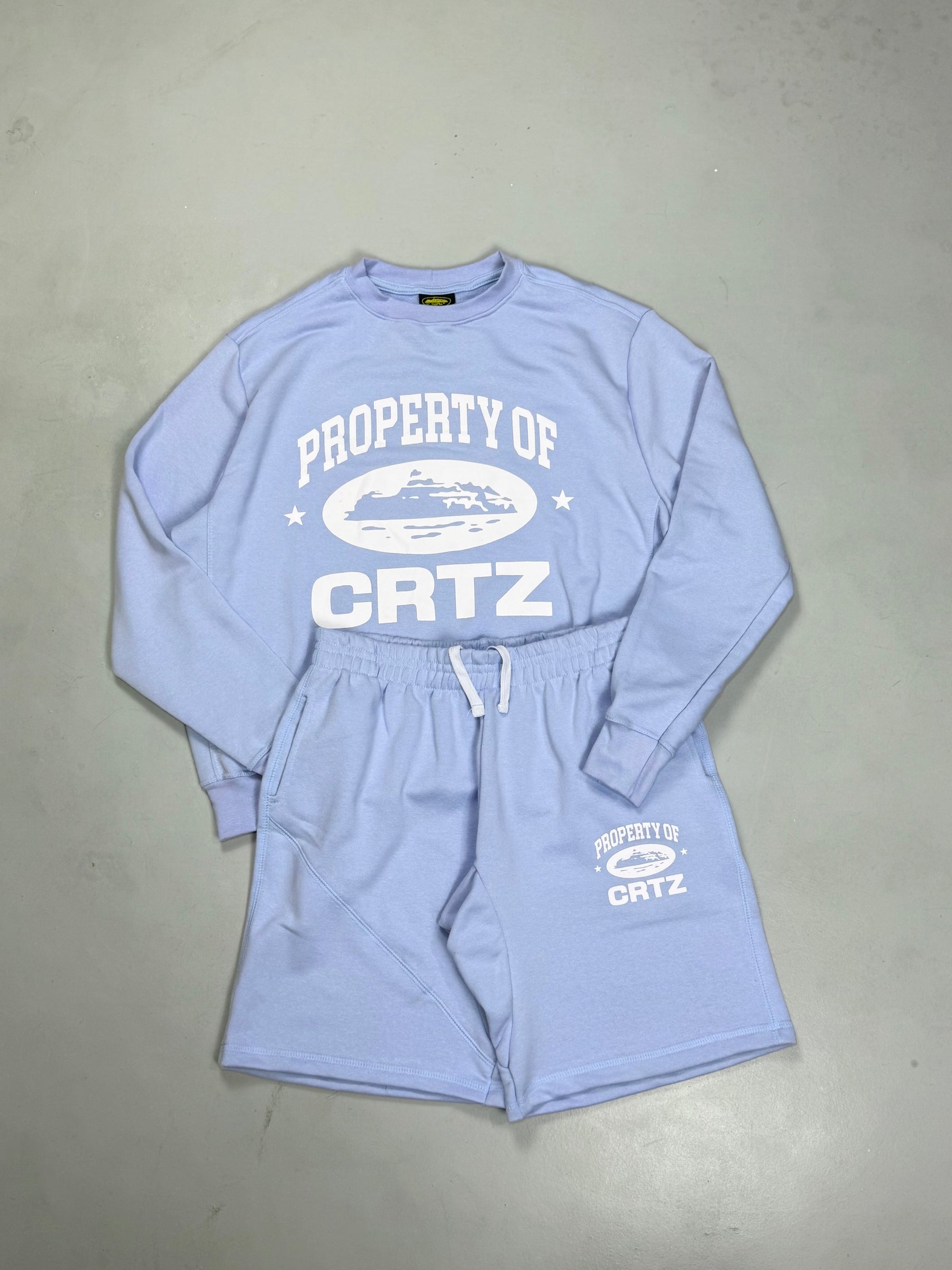 CONJUNTO CORTEIZ MOLETOM PROPERTY - BABY BLUE