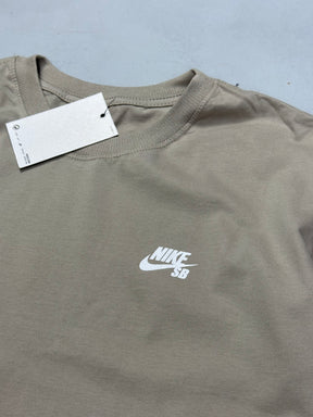 CAMISETA NK STREETWEAR - BEGE