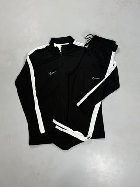 CONJUNTO NK ACADEMY DRYFIT