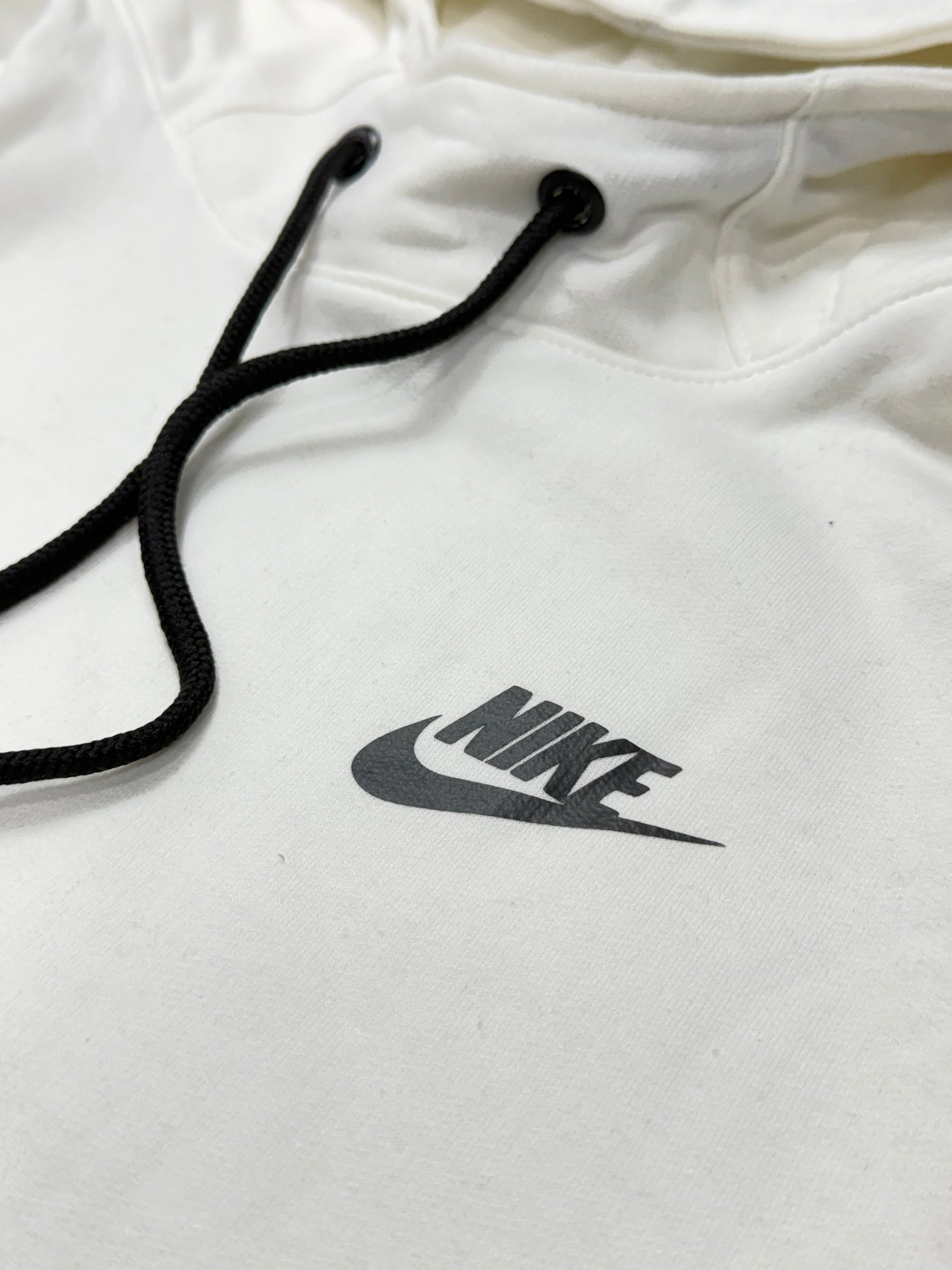 MOLETOM NK TECH - OFF WHITE