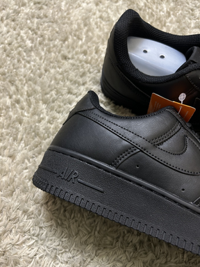 AIR FORCE 1 ALL BLACK