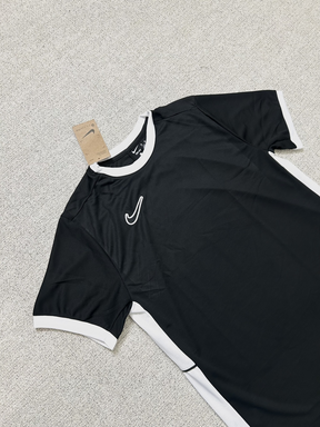 CAMISETA DRYFIT ACADEMY 2025