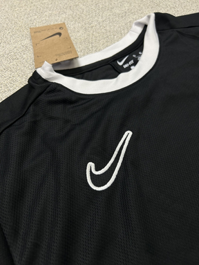 CAMISETA DRYFIT ACADEMY 2025