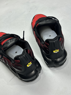 TÊNIS NK AIR MAX PLUS TN - DEADPOOL