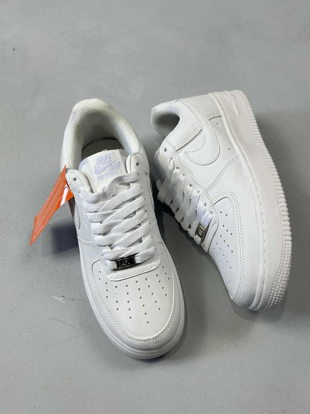 AIR FORCE F1 WHITE