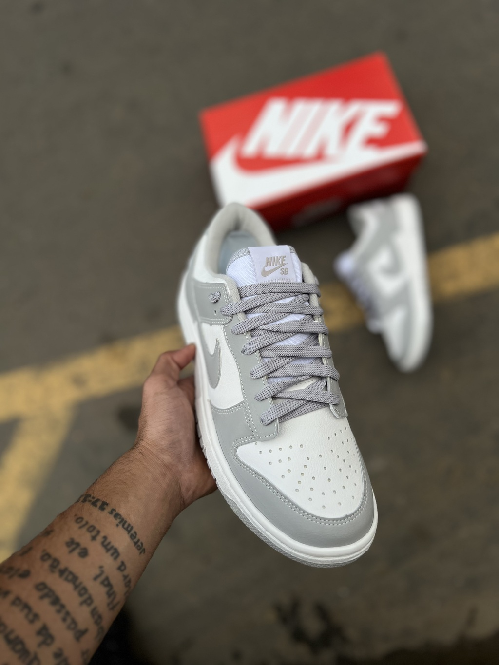 TÊNIS NK DUNK LOW WHITE GREY
