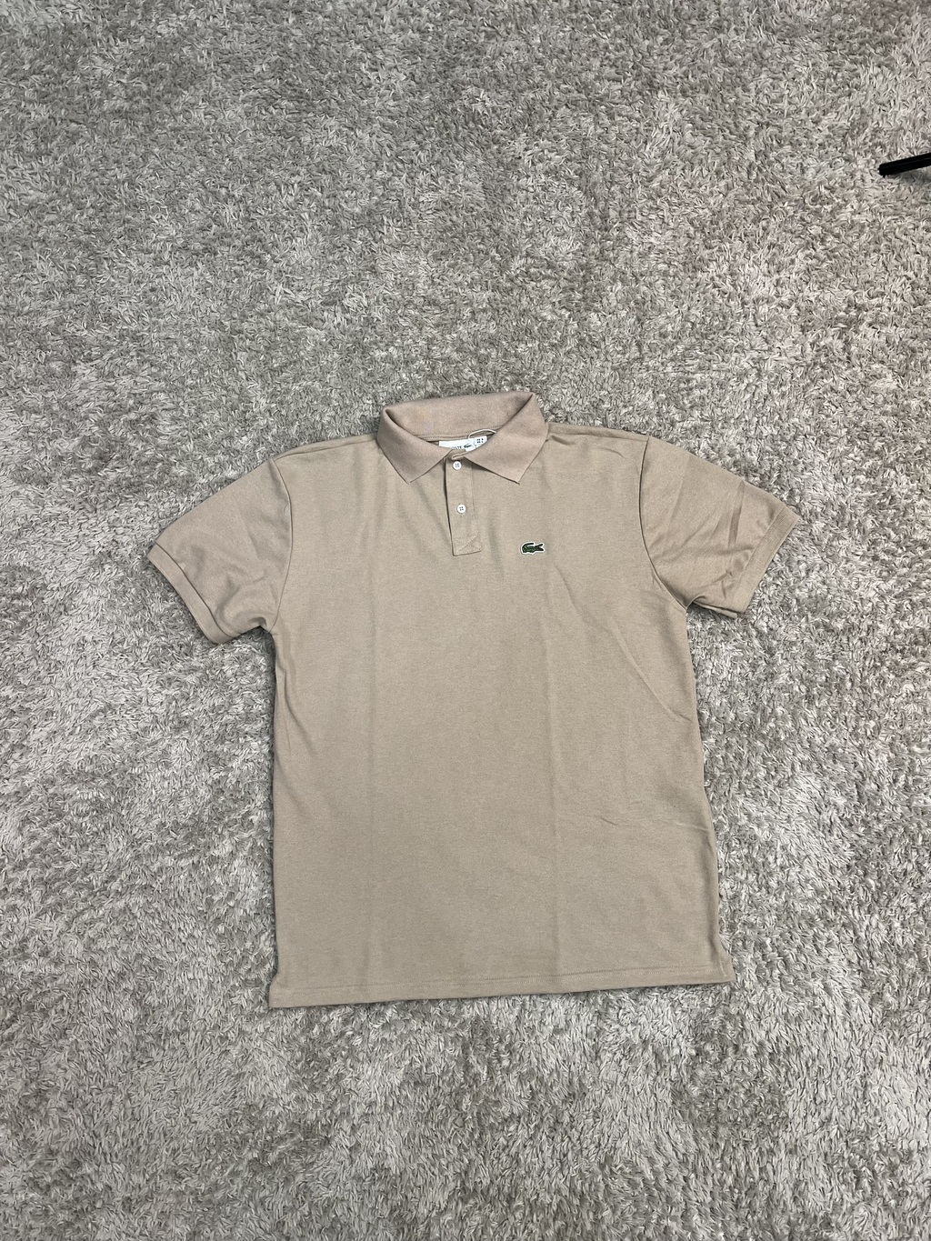 CAMISETA POLO LACOSTE BEGE