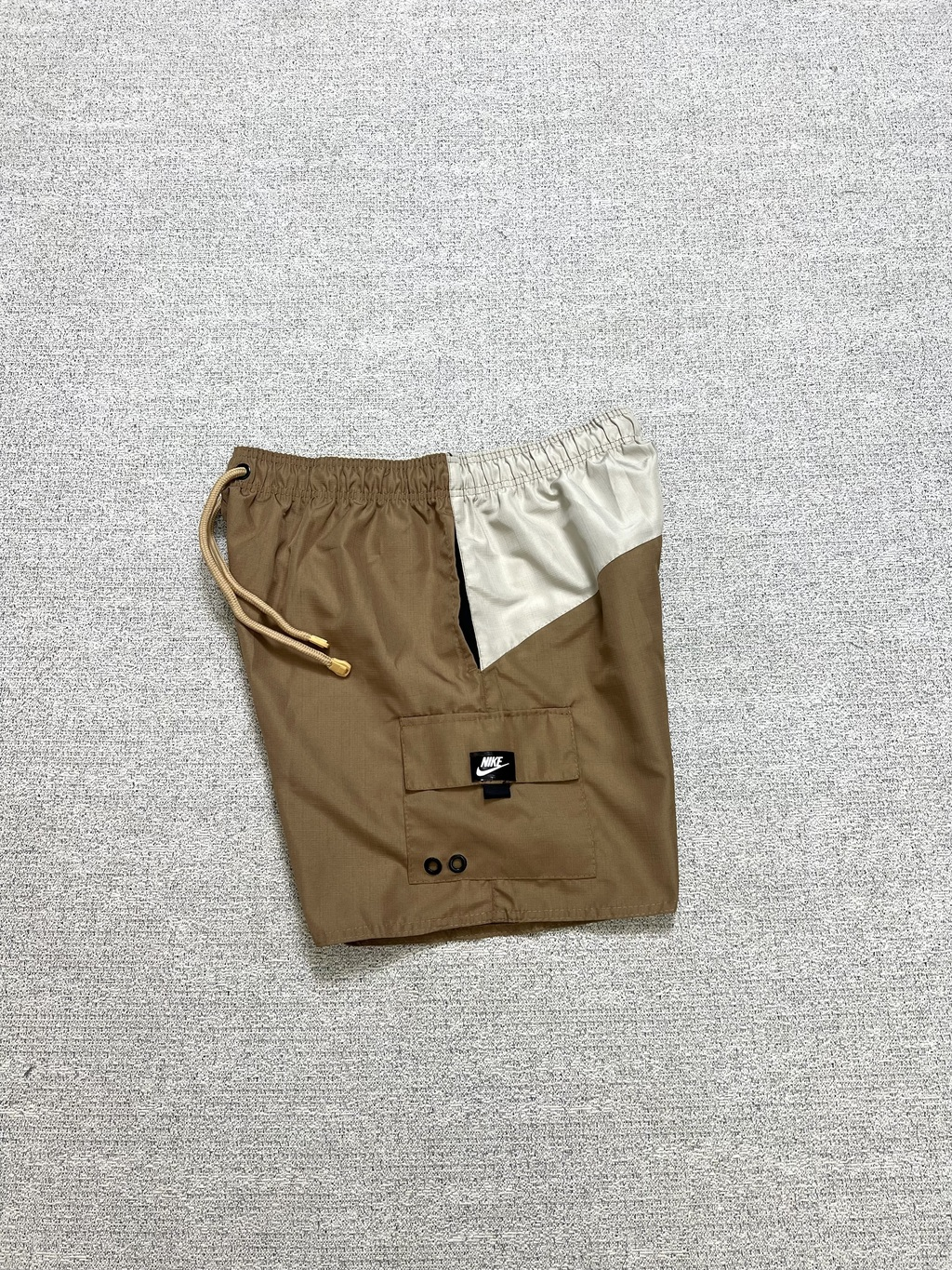 BERMUDA NK CARGO BEGE OFF