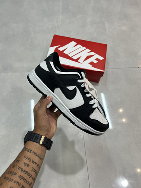 NIKE DUNK LOW PANDA