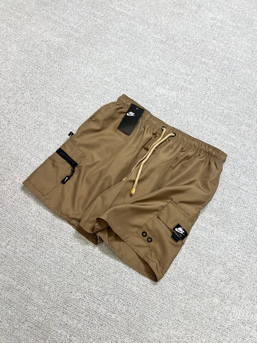 BERMUDA NK CARGO BEGE OFF