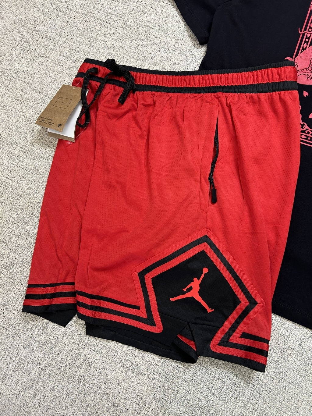 KIT CAMISETA NK DRAGON + BERMUDA JORDAN